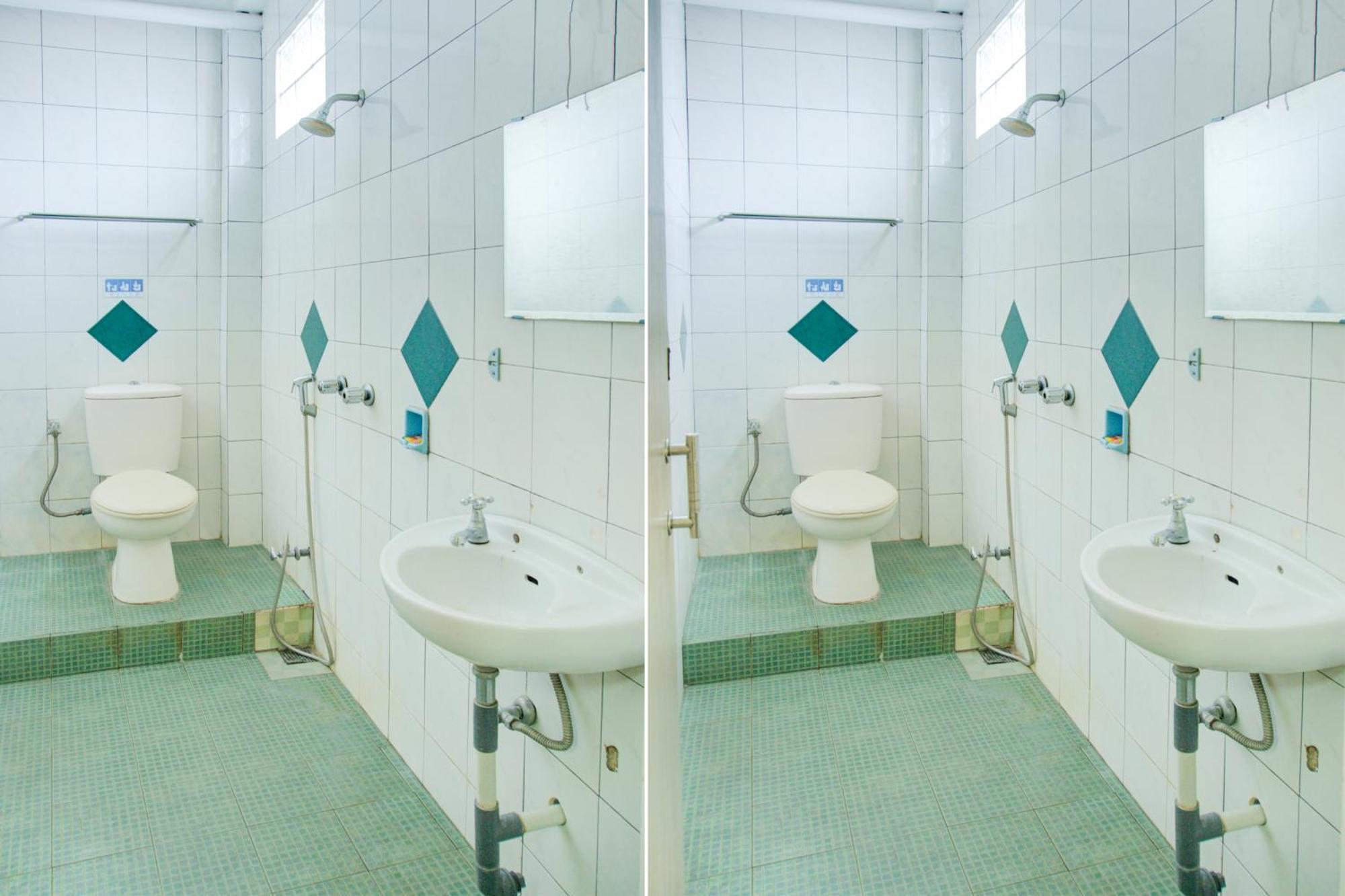 Townhouse Oak Palembang Near Jembatan Ampera Formerly Azzura Hotel Extérieur photo